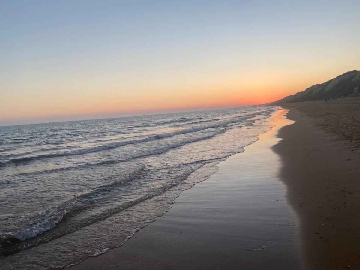 Apartamento Punta Umbria Junto A La Ria Екстер'єр фото